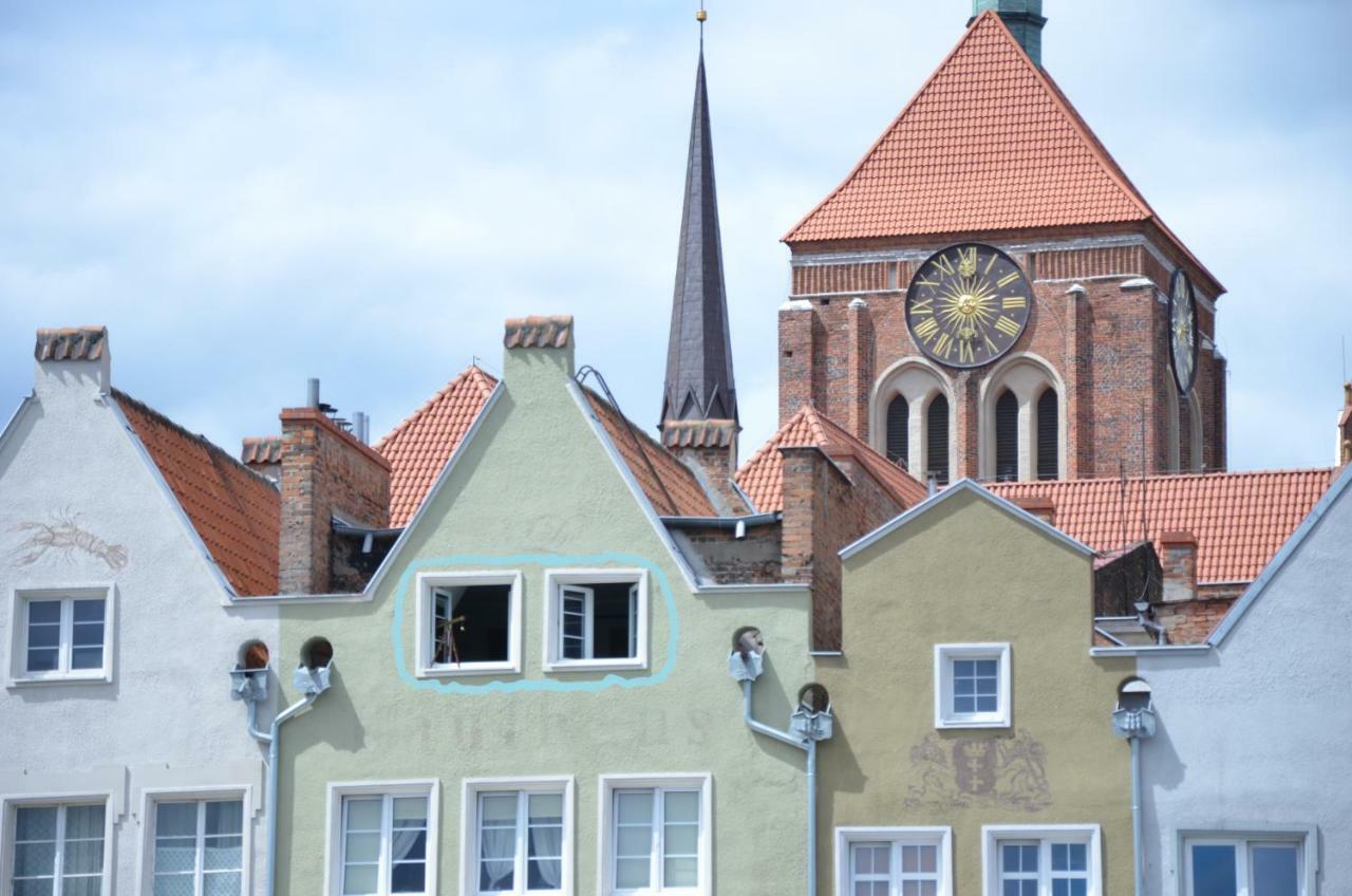 Apartment Above Motlawa Gdansk Exterior foto